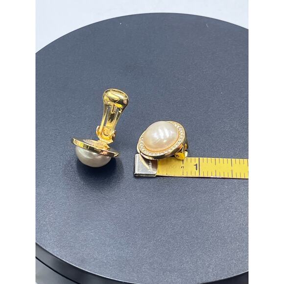CHRISTIAN DIOR Vintage Designer Signed Gold Plated Faux Pearl Clip On Earrings - Picture 5 of 14